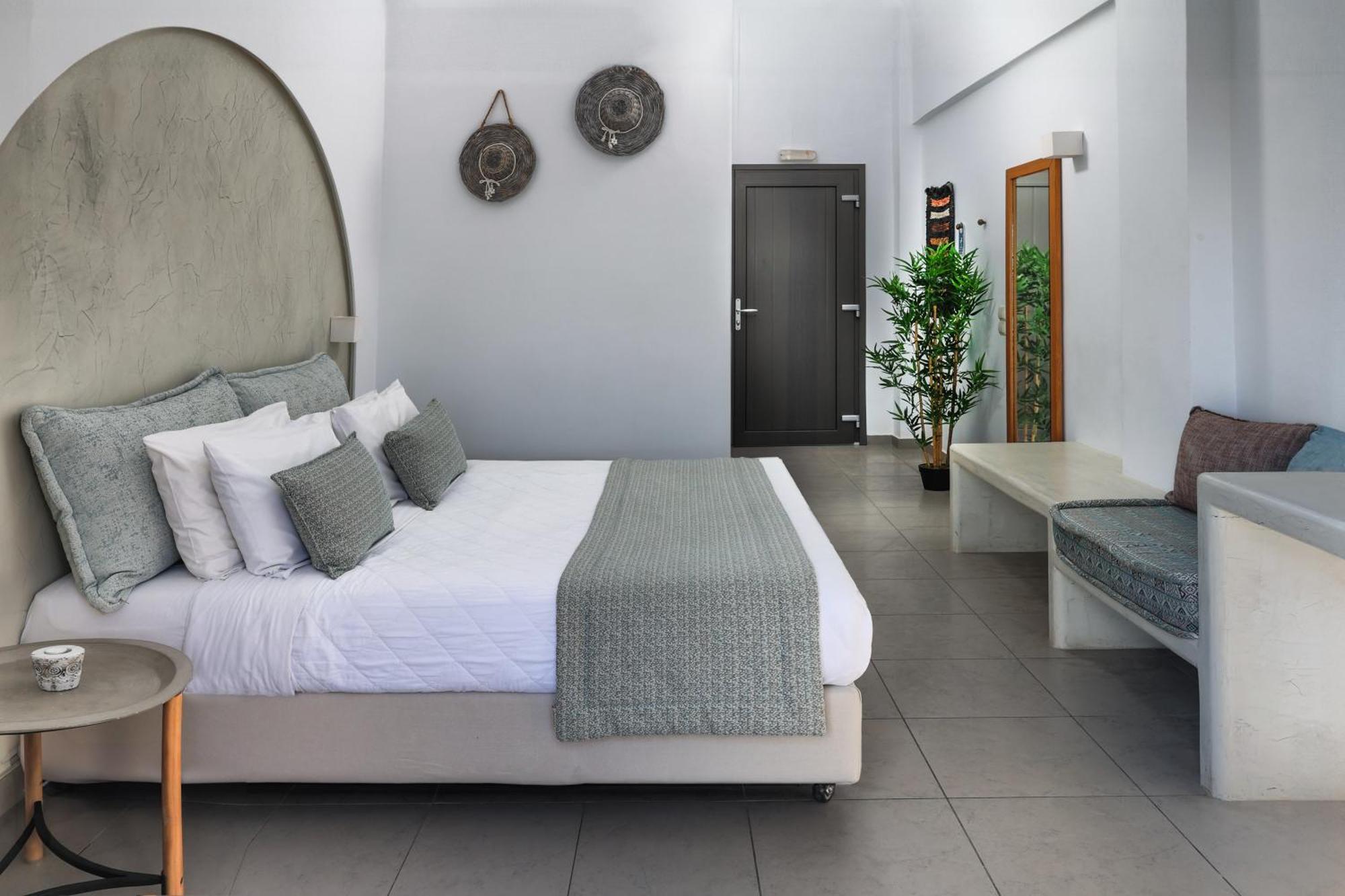 Amity Suites - Adults Only Φηρά Εξωτερικό φωτογραφία